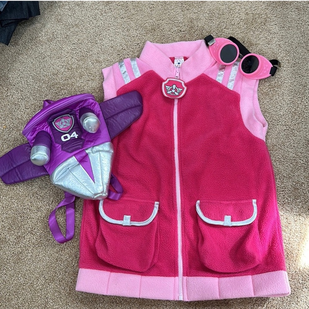 Skye Paw Patrol vest, backpack and goggles Womens S